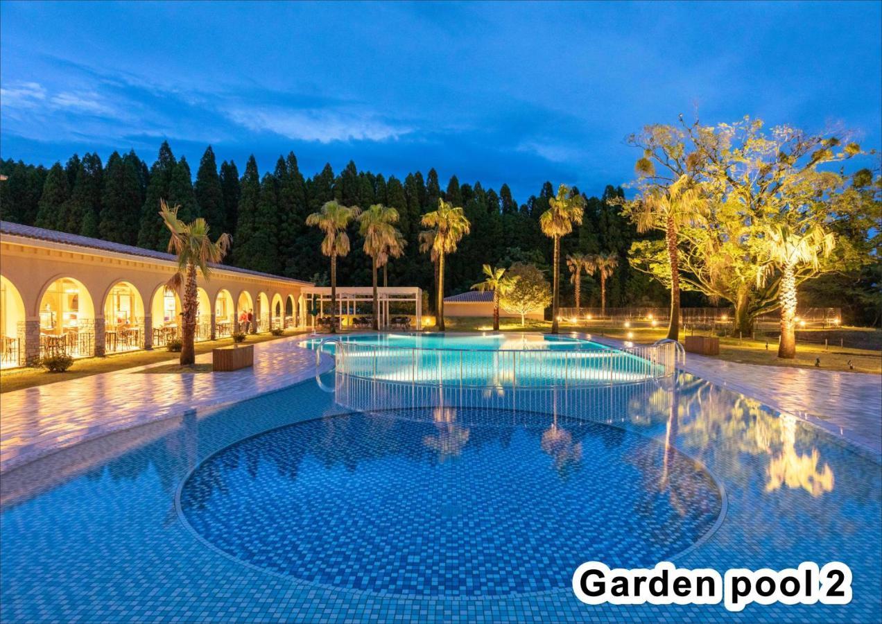 La Vista Kirishima Hills Hotel Eksteriør billede